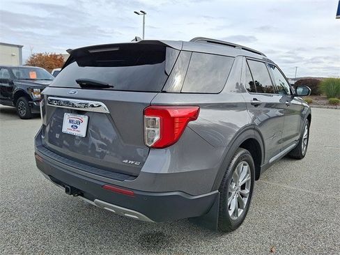 Certified 2022 Ford Explorer XLT w/ Equipment Group 202A image 17