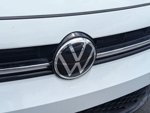 Used 2025 Volkswagen Jetta Sport FWD image 11