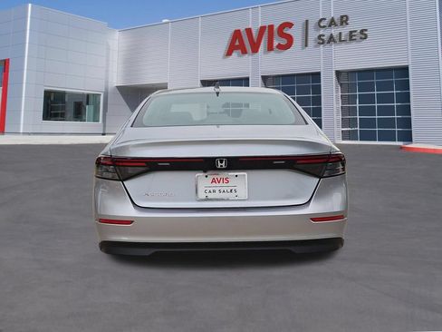 Used 2025 Honda Accord LX image 7