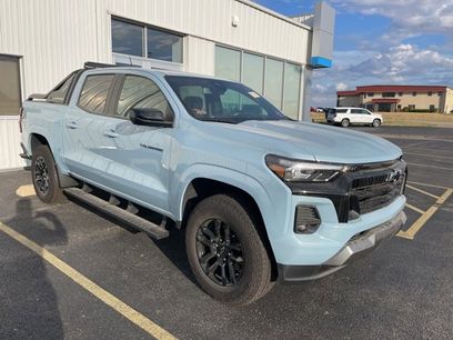Used 2025 Chevrolet Colorado Z71 w/ Midnight Edition