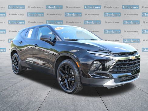 Used 2023 Chevrolet Blazer LT FWD image 3
