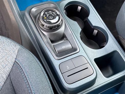 New 2025 Ford Maverick XLT image 29