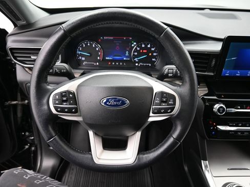 Used 2022 Ford Explorer Limited w/ Equipment Group 301A image 13
