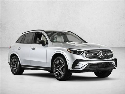 New 2027 Mercedes-Benz GLC 350e 4MATIC image 3