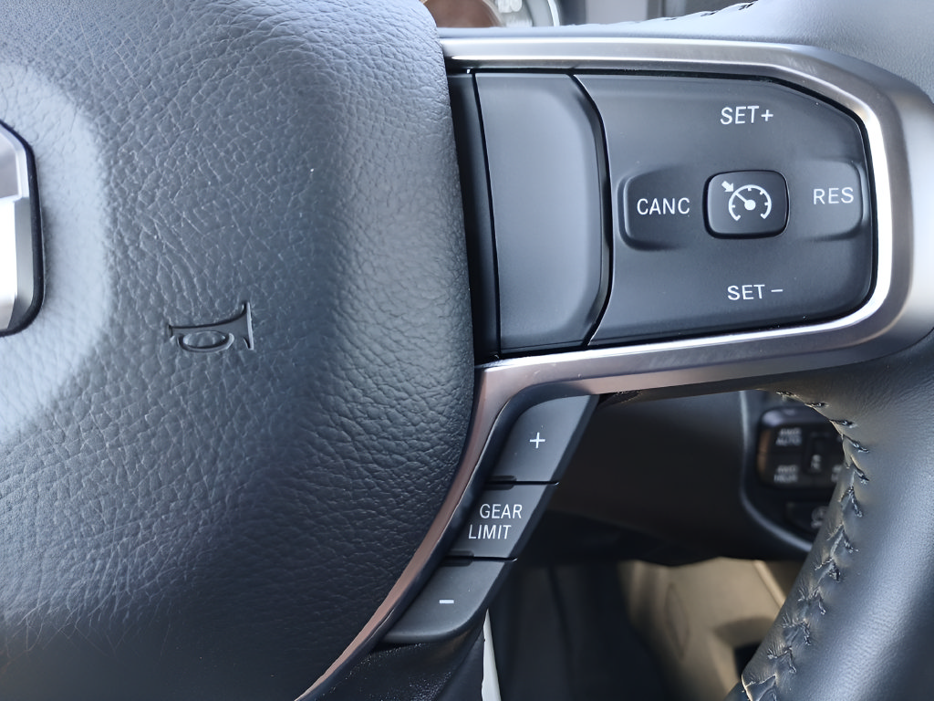 Used 2024 RAM 1500 Big Horn AWD/4WD image 21