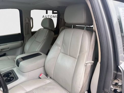 Used 2009 Chevrolet Silverado 1500 2WD Crew Cab Hybrid image 26