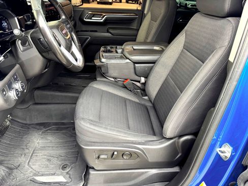 Used 2022 GMC Sierra 1500 Elevation image 13