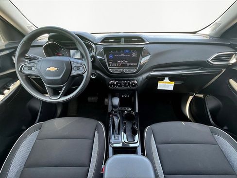 Used 2023 Chevrolet TrailBlazer LT w/ Convenience Package image 16