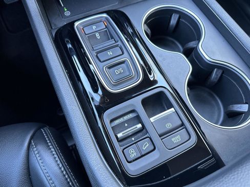 Certified 2023 Honda Pilot Touring image 20