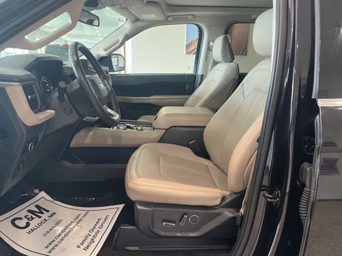 Used 2024 Ford Expedition Max Limited image 9