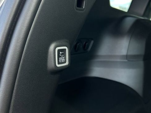 New 2026 Jeep Cherokee Overland image 11