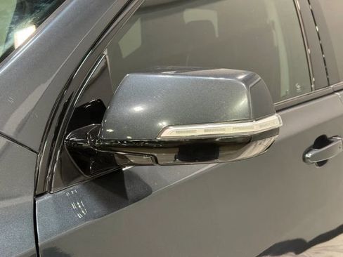 Used 2019 Chevrolet Traverse RS image 10