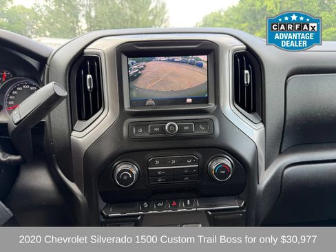 Used 2020 Chevrolet Silverado 1500 Custom Trail Boss w/ Custom Convenience Package AWD/4WD image 11