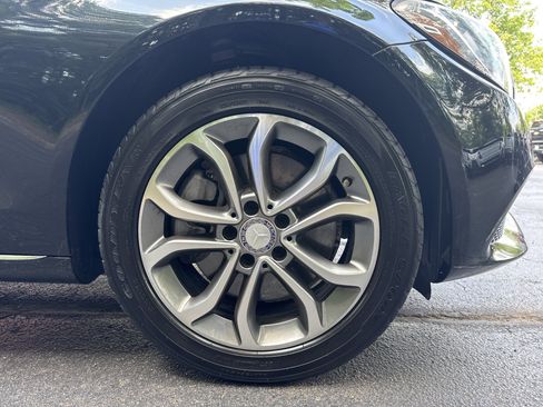 Used 2016 Mercedes-Benz C 300 4MATIC Sedan image 12