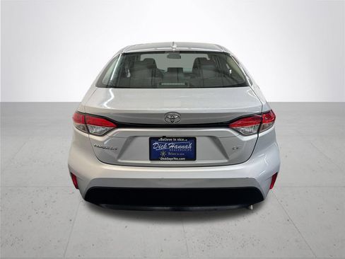 Used 2024 Toyota Corolla LE FWD image 5