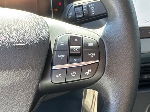 New 2025 Ford Maverick XL image 20