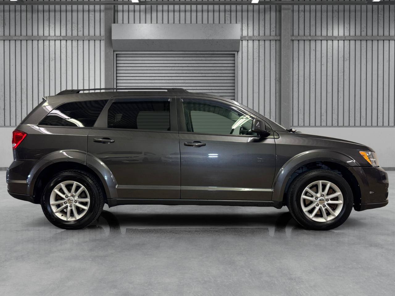 Used 2016 Dodge Journey SXT FWD image 29