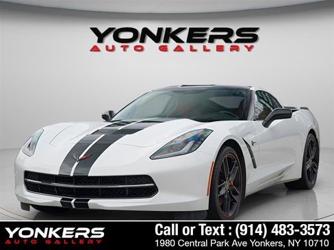 Used 2015 Chevrolet Corvette Stingray Coupe w/ Pacific Design Package image 17
