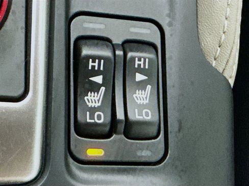 Used 2024 Subaru Forester Premium image 23