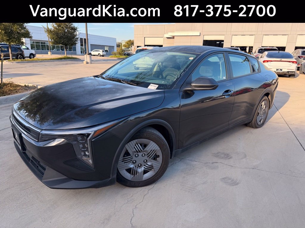 Certified 2025 Kia K4 FWD image 1