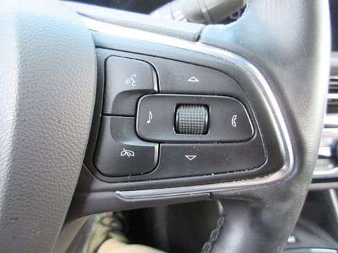 Certified 2024 Buick Envista Sport Touring w/ Convenience I Package FWD image 27