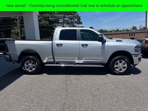Used 2026 RAM 2500 Big Horn AWD/4WD image 20