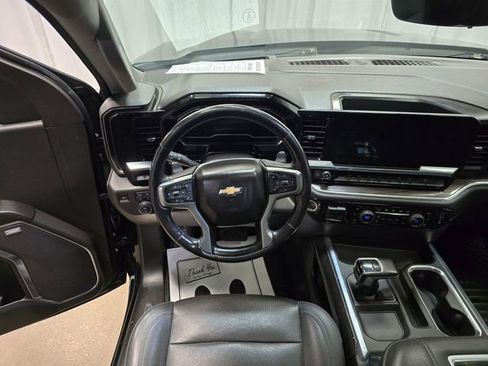 Used 2022 Chevrolet Silverado 1500 LTZ w/ LTZ Premium Package image 15