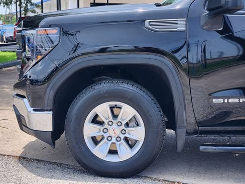 Used 2023 GMC Sierra 1500 Pro w/ Pro Value Package RWD image 8