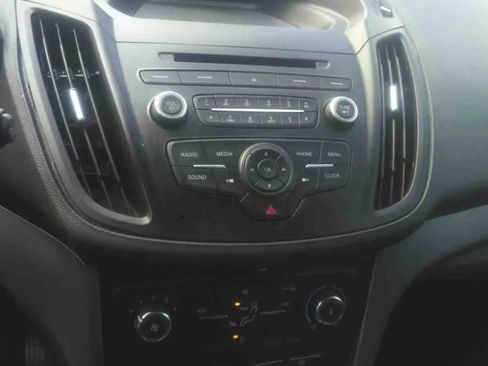 Used 2017 Ford Escape S image 7