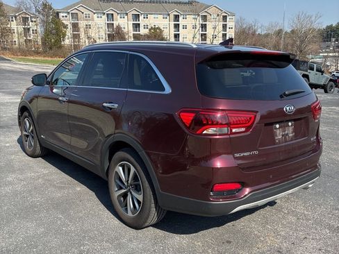 Used 2019 Kia Sorento EX image 4