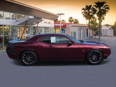 Used 2023 Dodge Challenger R/T Scat Pack w/ Plus Package RWD image 2