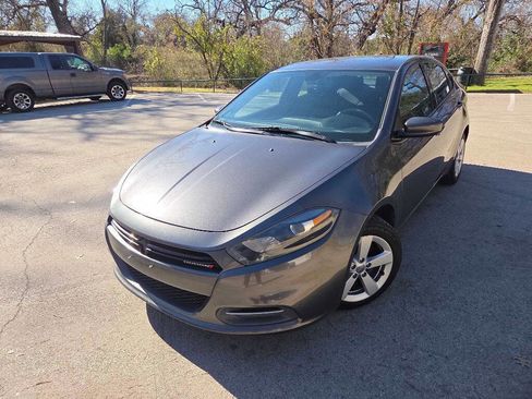 Used 2015 Dodge Dart SXT image 2
