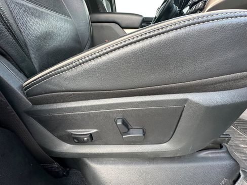 Used 2019 RAM 3500 Laramie image 22