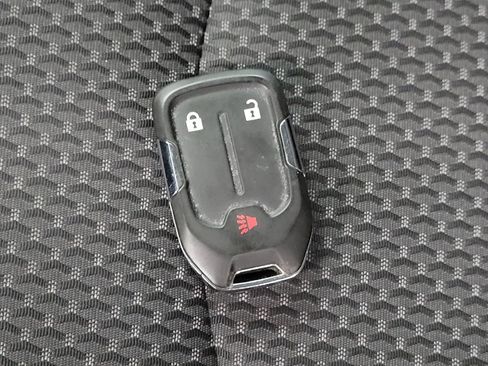 Used 2024 GMC Terrain SLE image 32