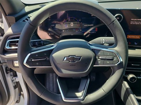 New 2026 Chevrolet Traverse LT w/ Midnight/Sport Edition image 27