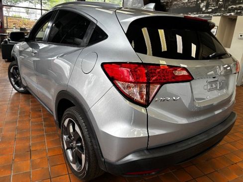 Used 2018 Honda HR-V EX-L image 6