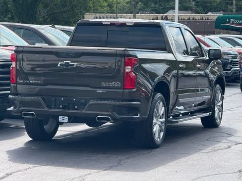 Used 2023 Chevrolet Silverado 1500 High Country w/ High Country Premium Package AWD/4WD image 7