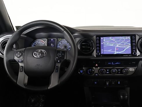 Used 2021 Toyota Tacoma TRD Sport image 27