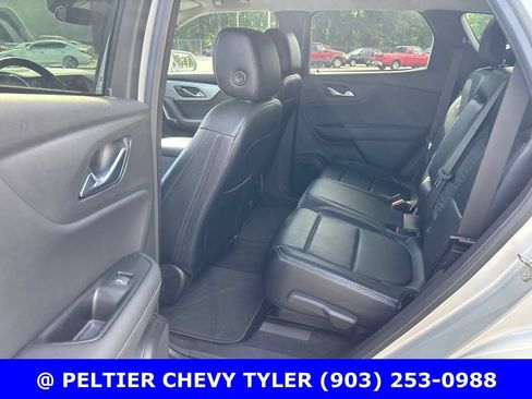 Used 2019 Chevrolet Blazer LT FWD image 17