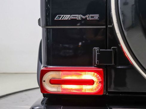 Certified 2017 Mercedes-Benz G 63 AMG 4MATIC image 11