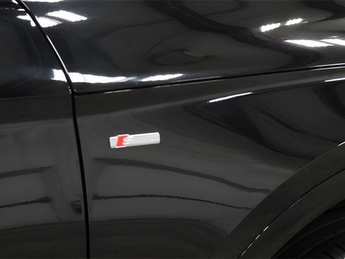 Used 2025 Audi Q5 2.0T Premium Plus image 36