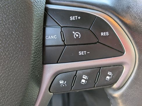 Used 2021 Jeep Grand Cherokee 80th Anniversary w/ Quick Order Package 28K 80th image 21