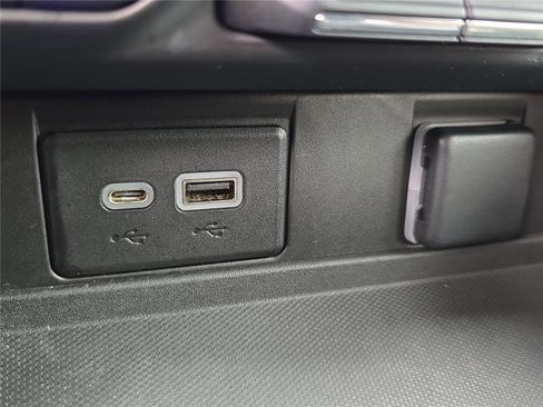 Used 2022 Chevrolet Tahoe High Country image 22