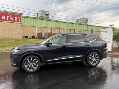 Used 2022 Acura MDX w/ Technology Package AWD/4WD image 3