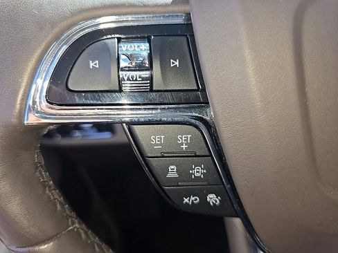 Used 2024 Lincoln Navigator Premiere image 15