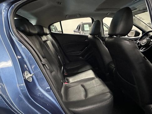 Used 2018 MAZDA MAZDA3 Grand Touring w/ Premium Equipment Package image 30