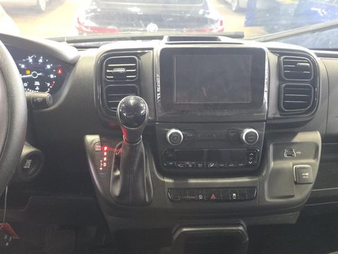Used 2025 RAM ProMaster 3500 w/ Convenience Group FWD image 9