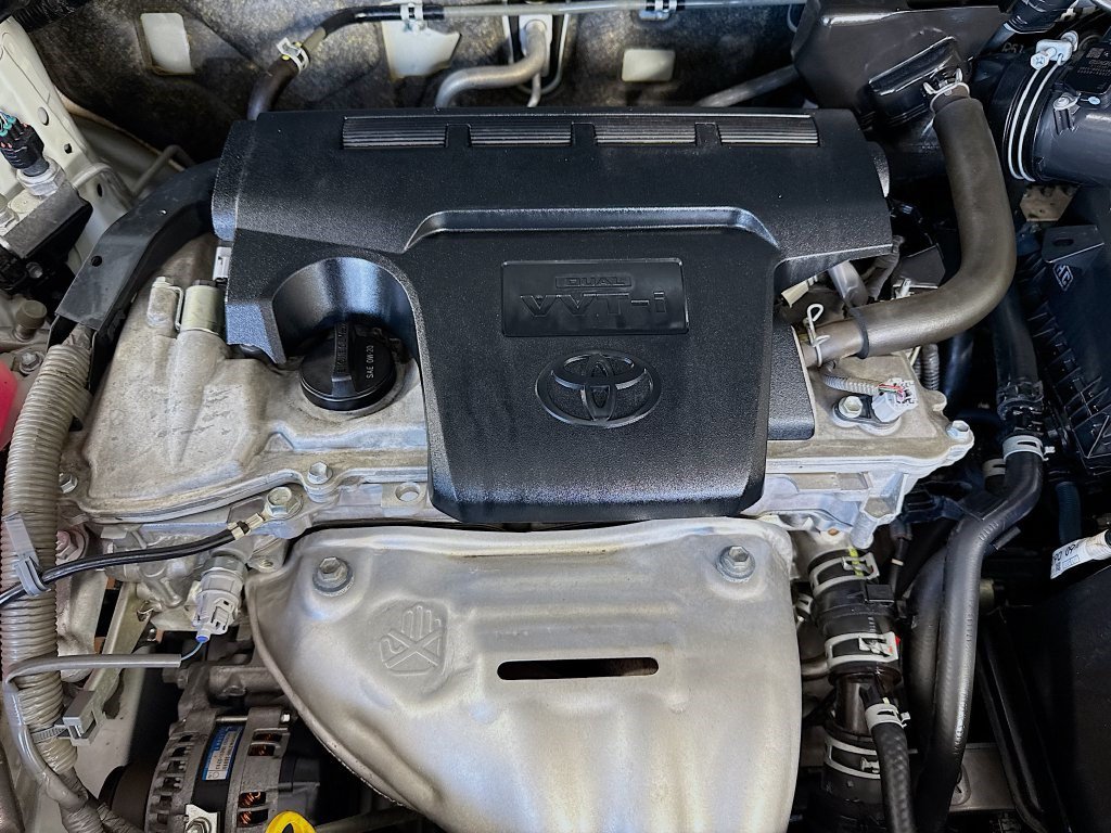 Used 2018 Toyota RAV4 Limited FWD image 38