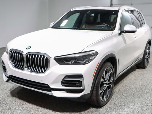 Used 2022 BMW X5 sDrive40i w/ Premium Package image 32