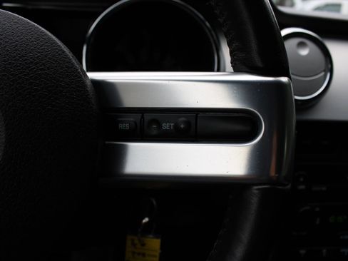 Used 2006 Ford Mustang GT image 17